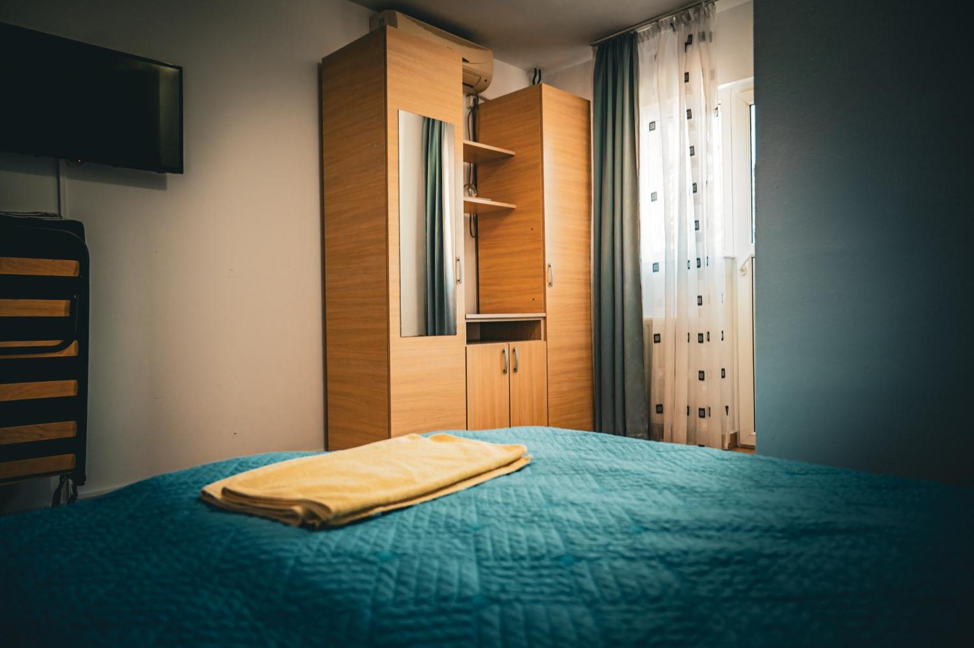 Casa La Dinamo Hotell Două Mai Exteriör bild